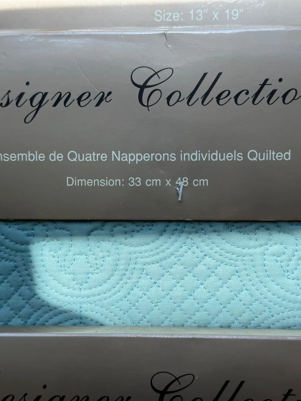 BRAND NEW DESIGNER COLLECTION PALE TURQUOISE PLACEMATS-3 SETS OF 4